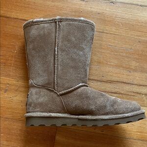 BearPaw Elle Short Brown Suede Boots